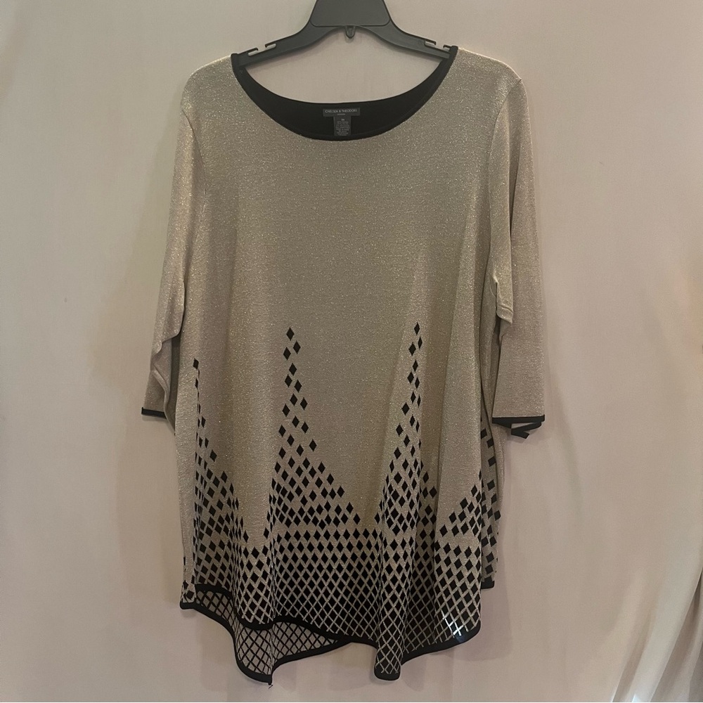 Chelsea & Theodore Metallic Gold and Black Sweater - 3X